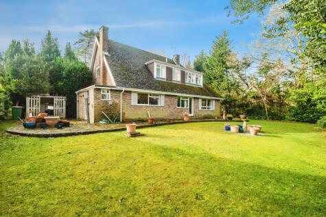 Gorse Bank Close, Storrington, Pulborough, West Sussex, RH20