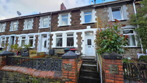 47, Brynhyfryd Terrace, Waunlwyd, Ebbw Vale NP23 6TW