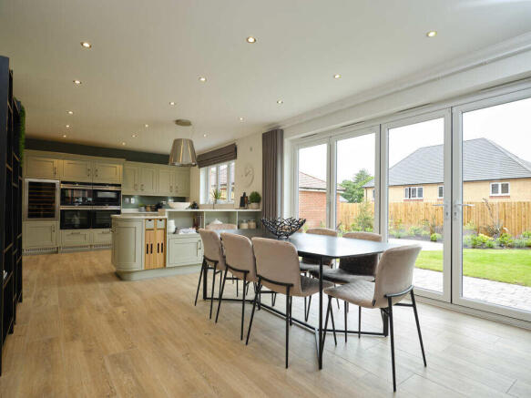 The Sandringham - Kitchen Dining