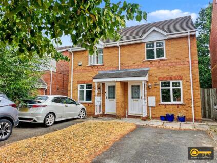 Penshurst Way, Maple Park