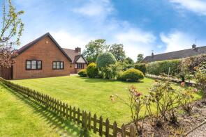 Saddleback Lodge, Bulls Green Lane, Beccles NR34 0FR