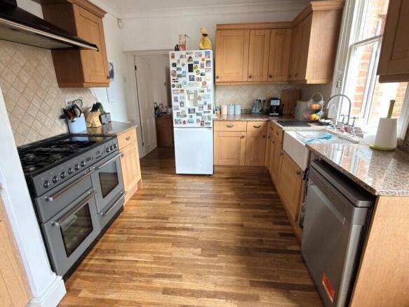 Kitchen Pic 1