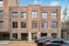 3a, Larch Way, Southgate N14 4FT