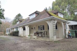 Tinkers Green, Nutbourne Common, Pulborough RH20 2HB