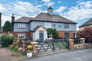 5, The Crescent, Market Drayton TF9 3JE