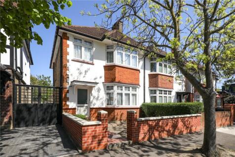 Gunnersbury Gardens, London, W3
