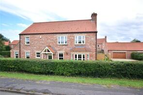 Wold View, Caistor Road, Swallow, Market Rasen LN7 6DL