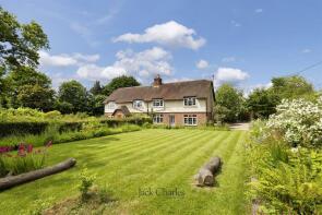 2, Garlands, Hildenborough, Tonbridge TN11 9LS