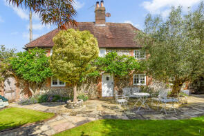 Fiennes Cottage, Singleton PO18 0HA
