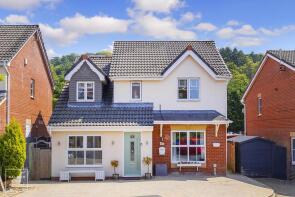 42, Wayfarers Drive, Manchester M29 8RP