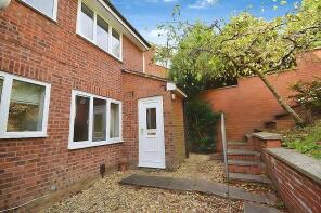 7, Newfoundland Close, Exeter EX4 5HA