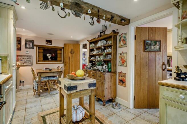 Kitchen/Breakfast