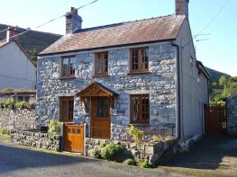 Ty Capel M C, Road From Abergwyngregyn Village To Tyn Derw, Llanfairfechan LL33 0LG