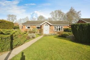 15, Woburn Close, Wigston LE18 3XB