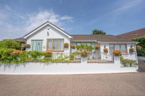 Capel-y-ffynn, Greenfields View, Llandevaud, Newport NP18 2AJ