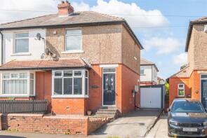 7, Crest Road, Ainley Top, Huddersfield HD3 3RZ