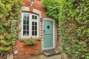 2, Diamond Cottages, Warren Row Road, Warren Row, Reading RG10 8QT