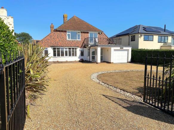 8 South Cliff - front1.jpg