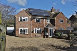 1, Hays Mead, Henley Street, Luddesdown, Gravesend DA13 0XD