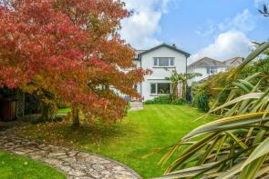 6, Neeham Road, Newquay TR8 5LE