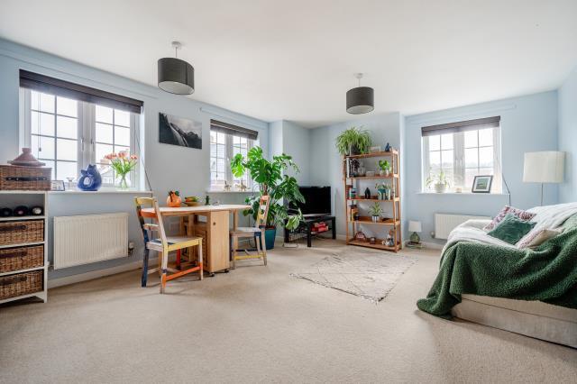 Kit/Din/Living Room