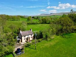 Llandre, Twynllanan To Cilbrydwen, Llanddeusant, Llangadog SA19 9UY