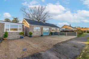 24, Halls Drive, Dereham NR20 4EJ