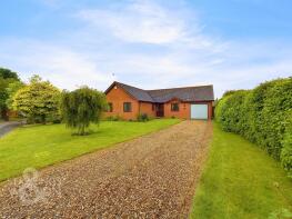 12, St Margarets Way, Rockland St. Mary, Rockland St Mary NR14 7HB