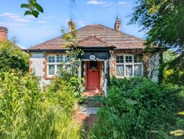 Brackenwood, London Road, Haywards Heath RH17 5PY