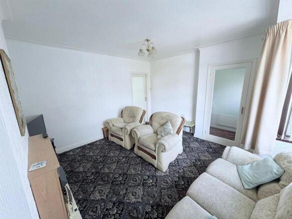 Living Room: