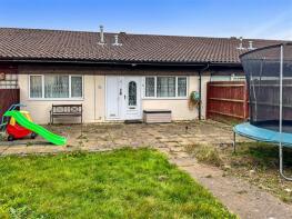 93, Garraways, Coffee Hall, Milton Keynes MK6 5DU