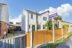 52, Clowne Road, Chesterfield S43 4EJ
