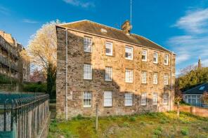 2f, 129, Canongate, Old Town, Edinburgh EH8 8BP
