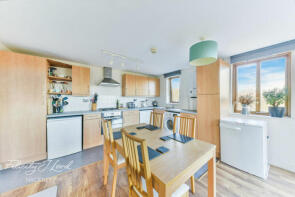 Flat 26, 14 Heron Court, Big Hill, Hackney, London E5 9HH
