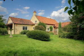 The Ark Cottage, Church Road, Wellingham PE32 2TH
