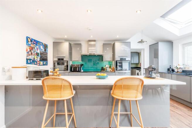 60 Purnells Way_10.jpg
