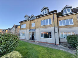 2, Walmsley Court, Claytons Fold, Brough HU15 2QW