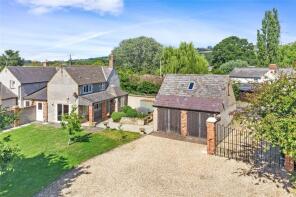 Lucinda Cottage, Cheltenham Road, Evesham WR11 7QP