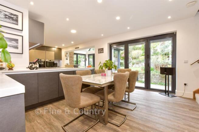 Kitchen/Dining Room