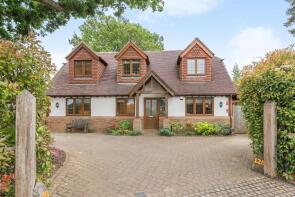 128, East Lane, Leatherhead KT24 6LQ