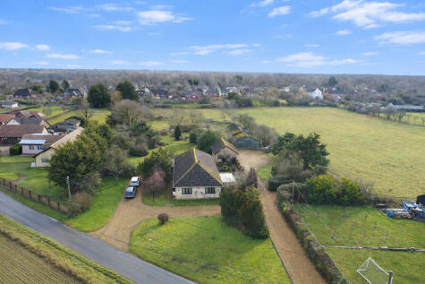 West End Road, Tiptree