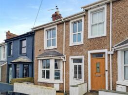 5, Trevena Terrace, Newquay TR7 1LD