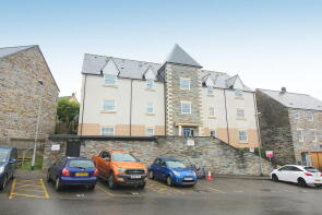 102, Grassmere Way, Saltash PL12 6YU