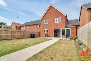 3, Chantrey Park, Caistor Road, Middle Rasen, Market Rasen LN8 3ZF