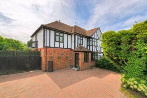 2, Capel Grange Villas, Badsell Road, Five Oak Green, Tonbridge TN12 6QU