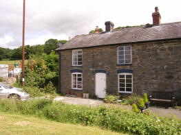 3, Penddol, Llanbrynmair SY19 7AD