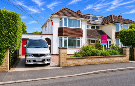 Hilldale Road - a peaceful position away from areas of new housing