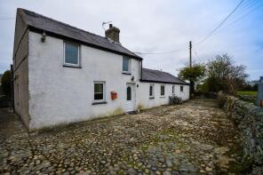 Bodfeurig, Llanddeusant, Holyhead LL65 4AH