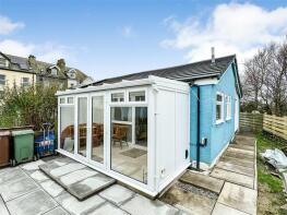 5, Glan Y Mor, Fairbourne LL38 2BJ