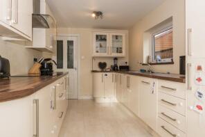8 Rhoslyn, Glanrhyd, Dinas, Caernarfon LL54 7YP